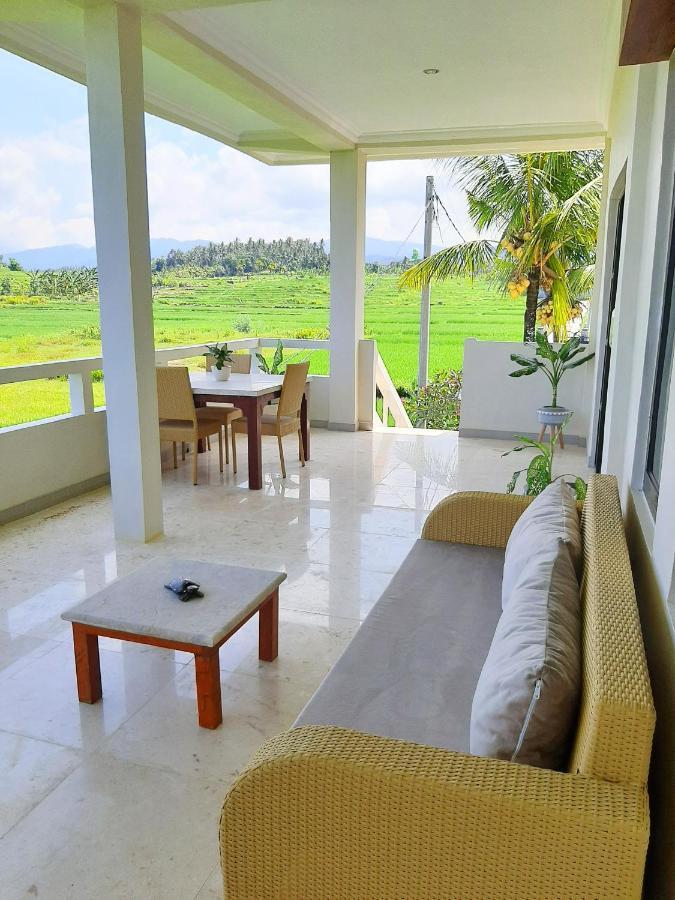 Medewi Manor Apart otel Airsatang Dış mekan fotoğraf
