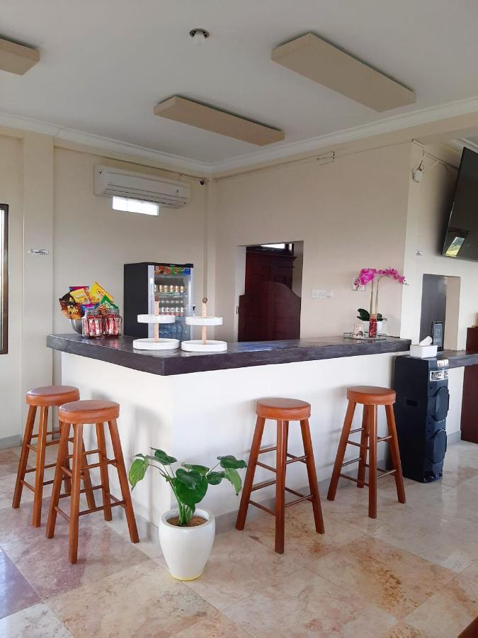 Medewi Manor Apart otel Airsatang Dış mekan fotoğraf