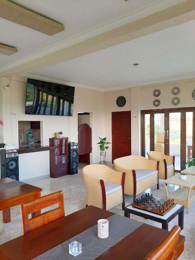 Medewi Manor Apart otel Airsatang Dış mekan fotoğraf