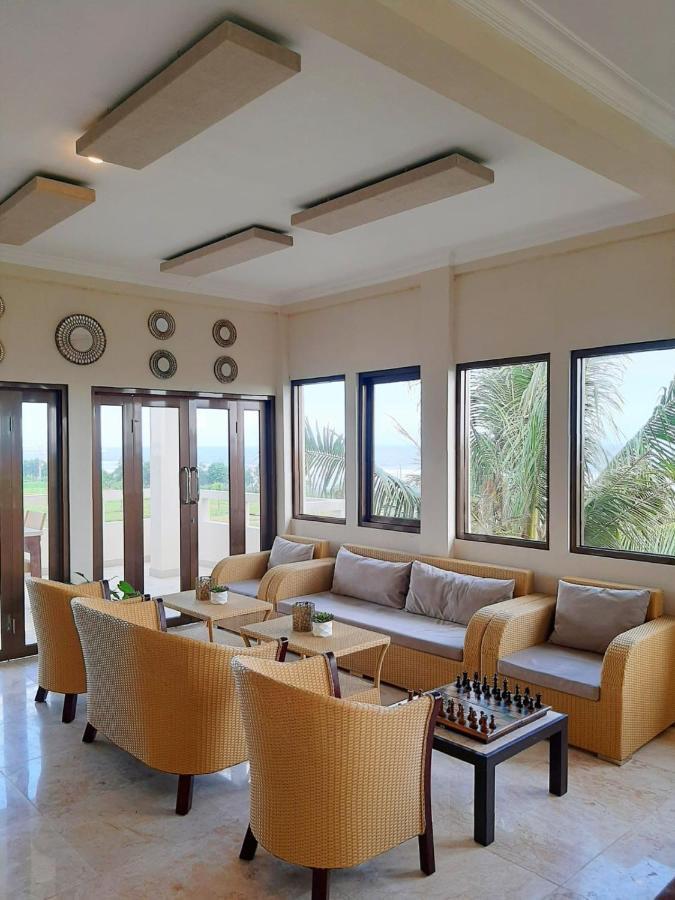 Medewi Manor Apart otel Airsatang Dış mekan fotoğraf